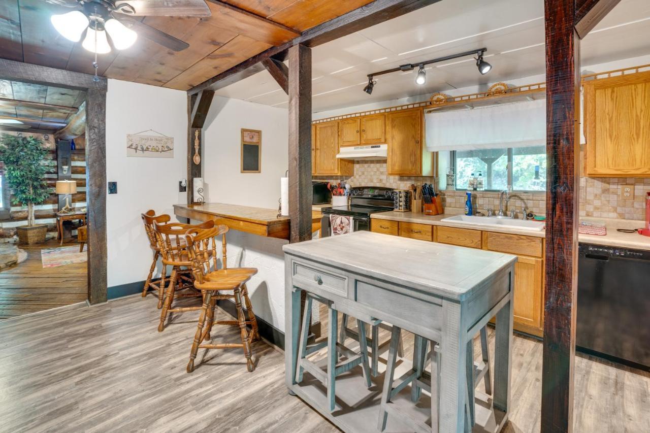Villa French Lick Getaway With Deck, Grill And Fire Pit! Exterior foto